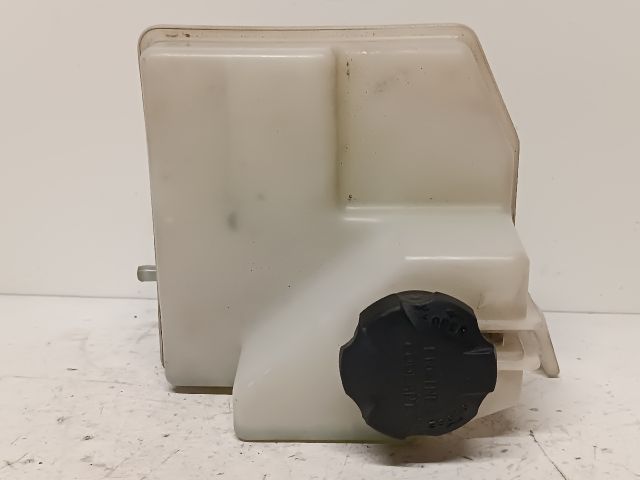 bontott KIA CEED Kiegyenlítő Tartály