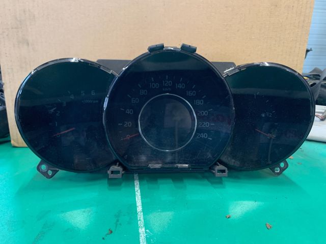 bontott KIA CEED Kilométeróra