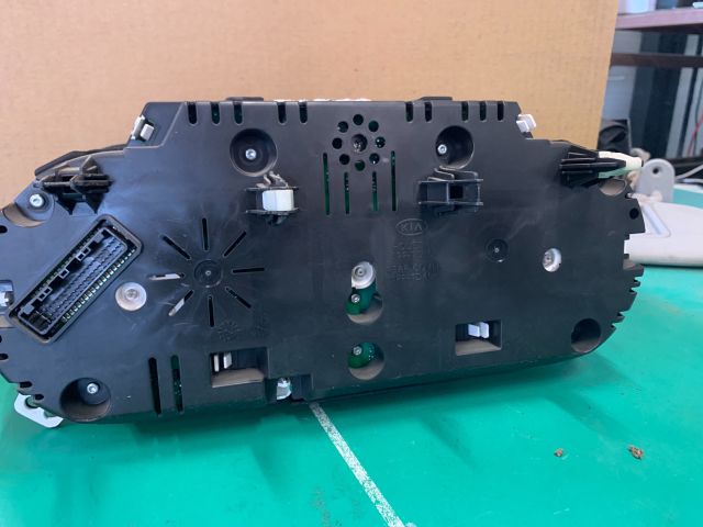 bontott KIA CEED Kilométeróra