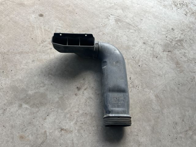 bontott KIA CEED Légbeömlő Cső