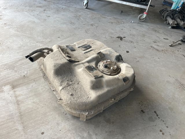 bontott KIA CEED Tank
