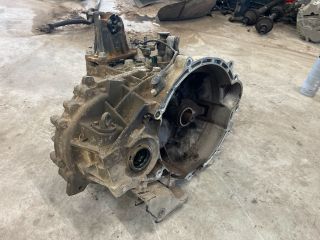 bontott KIA CEED Váltó (Mechanikus)