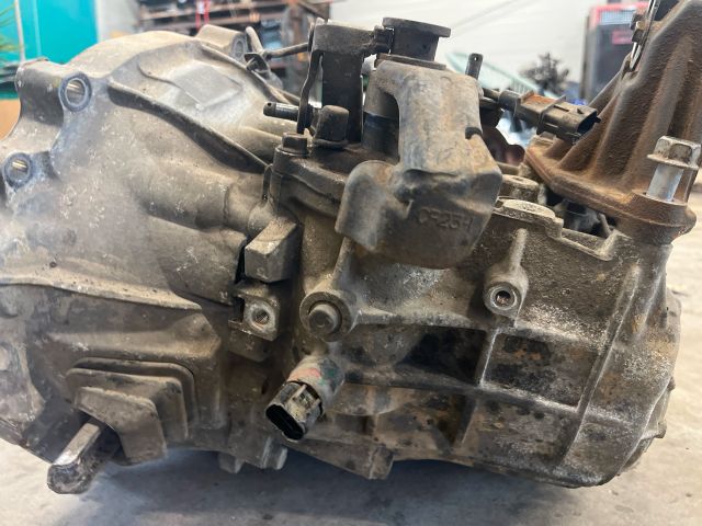 bontott KIA CEED Váltó (Mechanikus)