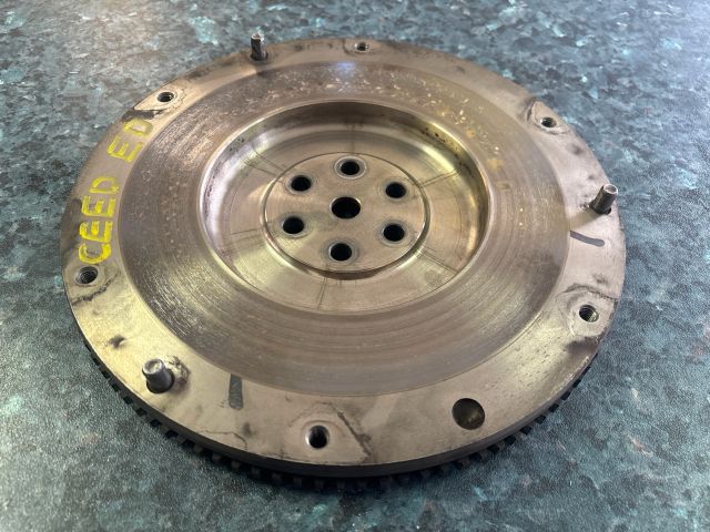 bontott KIA CEED Egytömegű Lendkerék