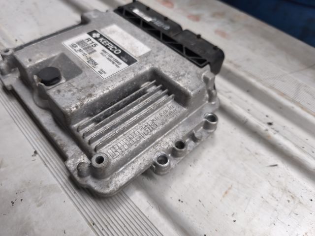 bontott KIA CEED Motorvezérlő