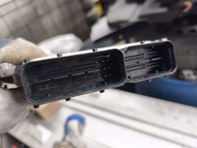 bontott KIA CEED Motorvezérlő