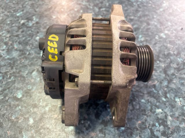 bontott KIA CEED Generátor