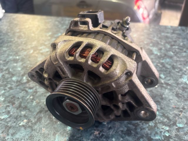 bontott KIA CEED Generátor