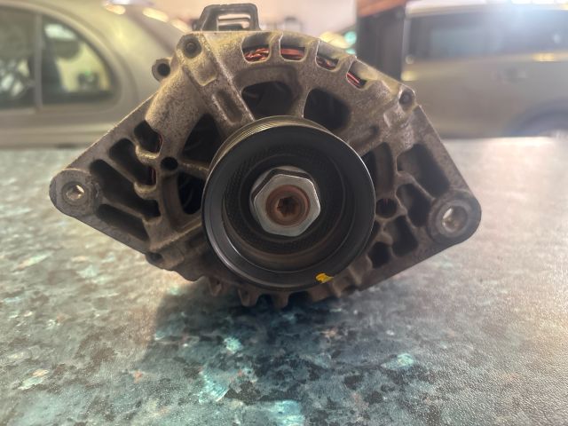 bontott KIA CEED Generátor