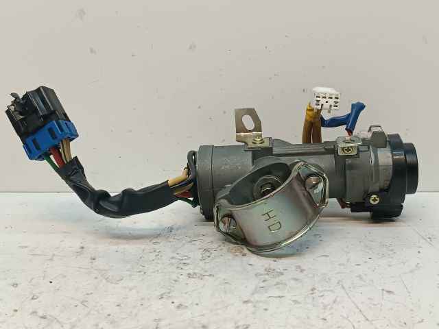 bontott KIA CEED Gyújtáskapcsoló Házzal