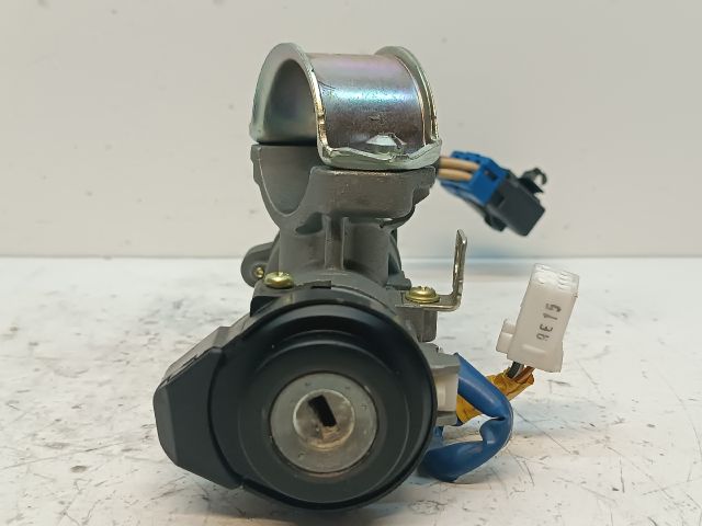 bontott KIA CEED Gyújtáskapcsoló Házzal