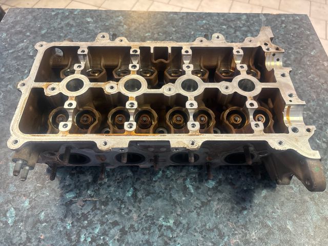 bontott KIA CEED Hengerfej