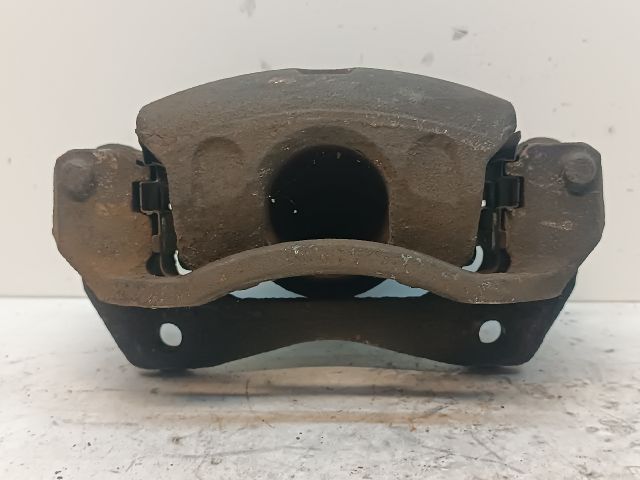 bontott KIA CEED Jobb első Féknyereg Munkahengerrel