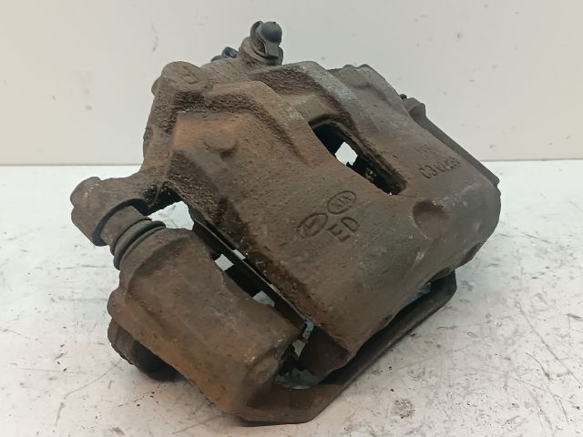 bontott KIA CEED Jobb első Féknyereg Munkahengerrel