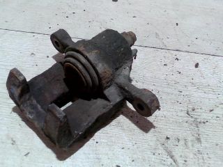 bontott KIA CEED Jobb hátsó Féknyereg Munkahengerrel