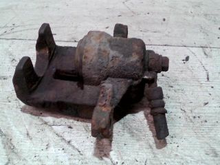 bontott KIA CEED Jobb hátsó Féknyereg Munkahengerrel