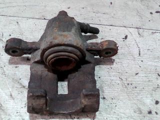 bontott KIA CEED Jobb hátsó Féknyereg Munkahengerrel