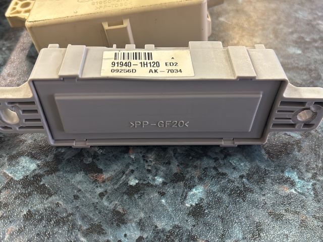 bontott KIA CEED Motorvezérlő