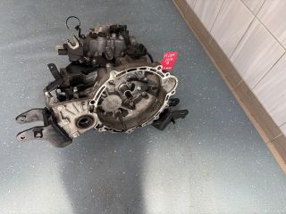 bontott KIA CEED Váltó (Mechanikus)
