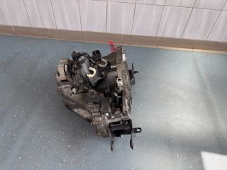 bontott KIA CEED Váltó (Mechanikus)