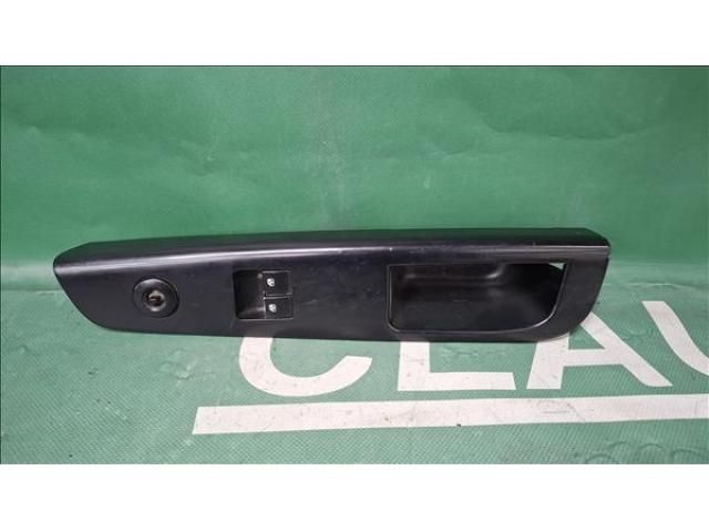 bontott KIA CEED Ablakemelő Kapcsoló Négyes / Kettes