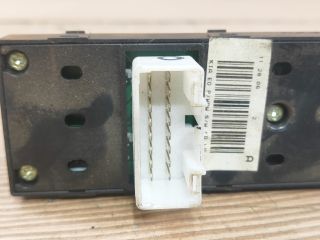 bontott KIA CEED Ablakemelő Kapcsoló Négyes / Kettes