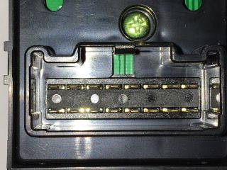 bontott KIA CEED Ablakemelő Kapcsoló Négyes / Kettes