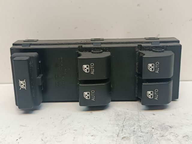 bontott KIA CEED Ablakemelő Kapcsoló Négyes / Kettes