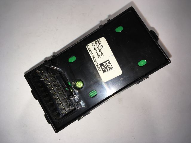 bontott KIA CEED Ablakemelő Kapcsoló Négyes / Kettes