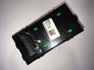 bontott KIA CEED Ablakemelő Kapcsoló Négyes / Kettes