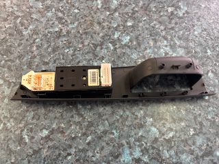 bontott KIA CEED Ablakemelő Kapcsoló Négyes / Kettes