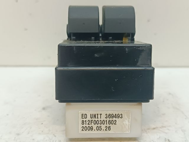 bontott KIA CEED Ablakemelő Kapcsoló Négyes / Kettes