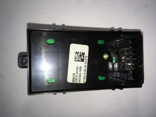 bontott KIA CEED Ablakemelő Kapcsoló Négyes / Kettes