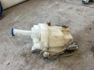 bontott KIA CEED Ablakmosó Tartály