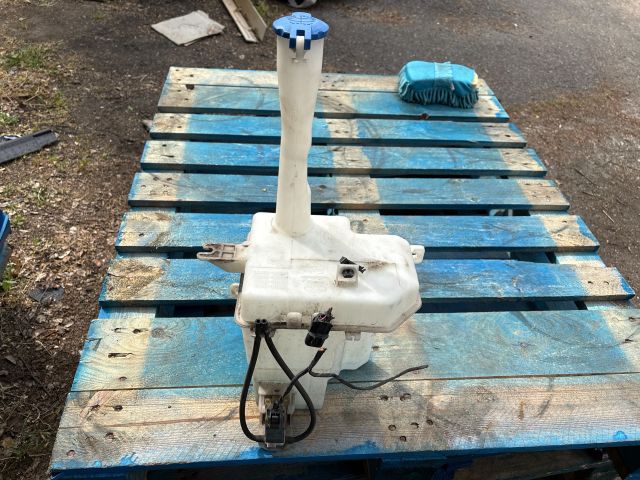 bontott KIA CEED Ablakmosó Tartály