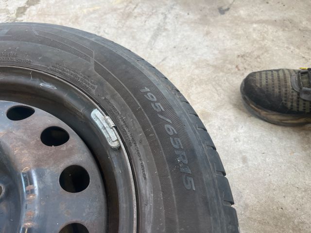 bontott KIA CEED Acélfelni (1 db)