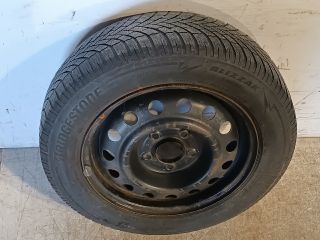 bontott KIA CEED Acélfelni Gumival (1 db)