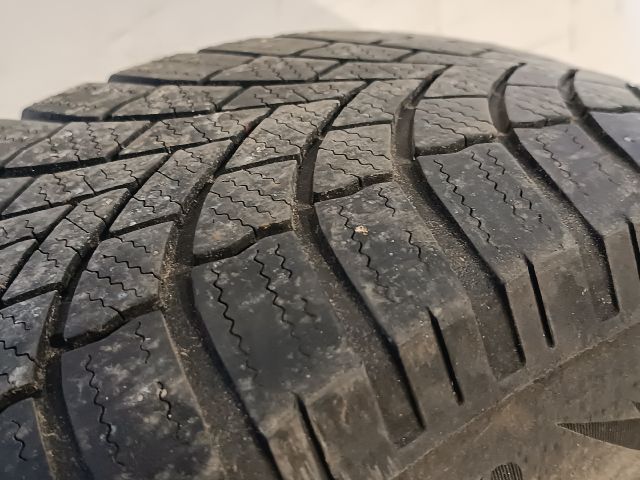 bontott KIA CEED Acélfelni Gumival (1 db)