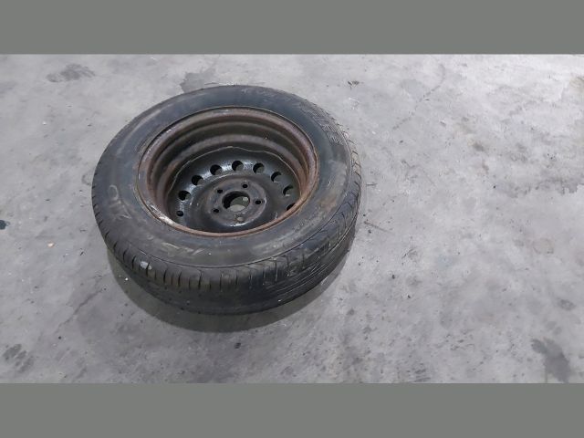 bontott KIA CEED Acélfelni Gumival (1 db)