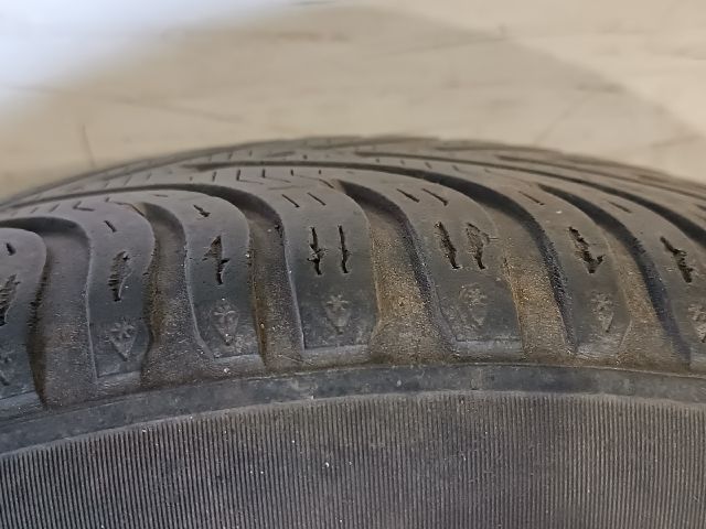 bontott KIA CEED Acélfelni Pár Gumival