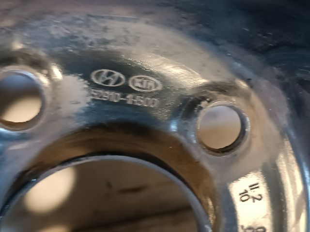 bontott KIA CEED Acélfelni Szett Gumival