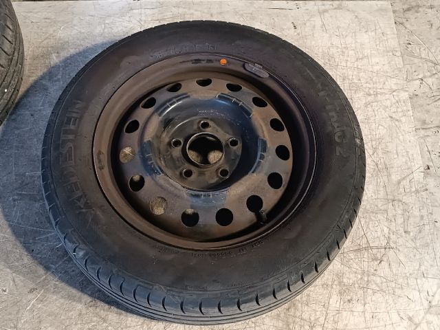 bontott KIA CEED Acélfelni Szett Gumival