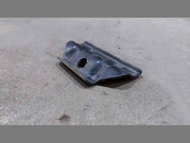 bontott KIA CEED Akkumulátor Leszorító