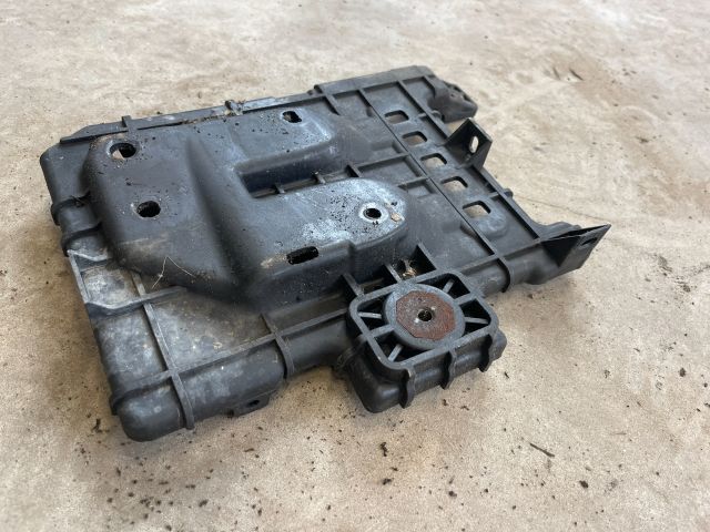 bontott KIA CEED Akkumulátor Tartó