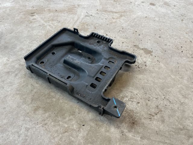 bontott KIA CEED Akkumulátor Tartó