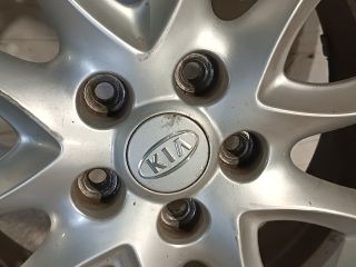 bontott KIA CEED Alufelni Gumival (1 db)
