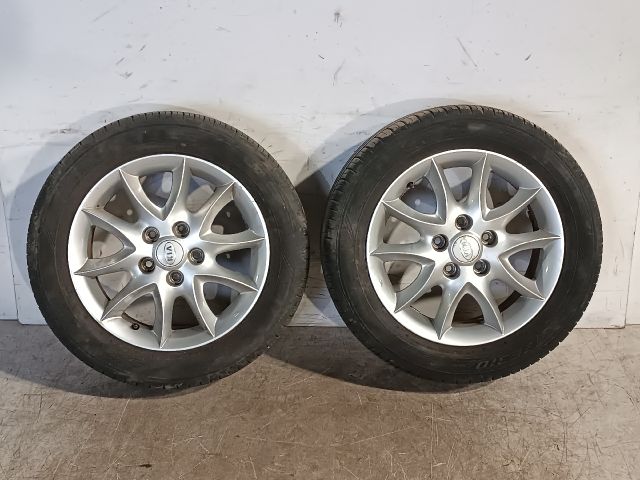 bontott KIA CEED Alufelni Pár Gumival