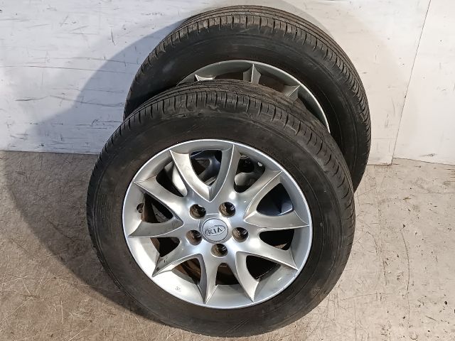 bontott KIA CEED Alufelni Pár Gumival