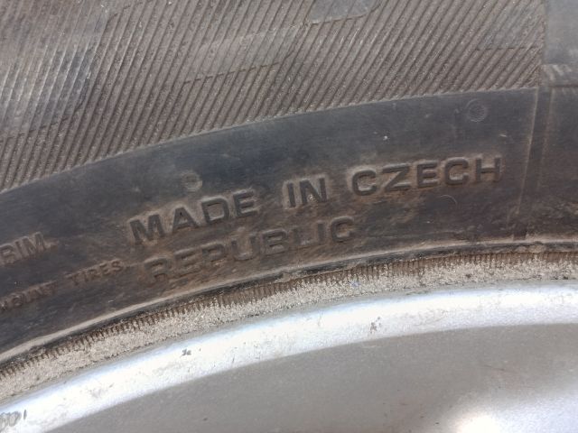 bontott KIA CEED Alufelni Szett Gumival