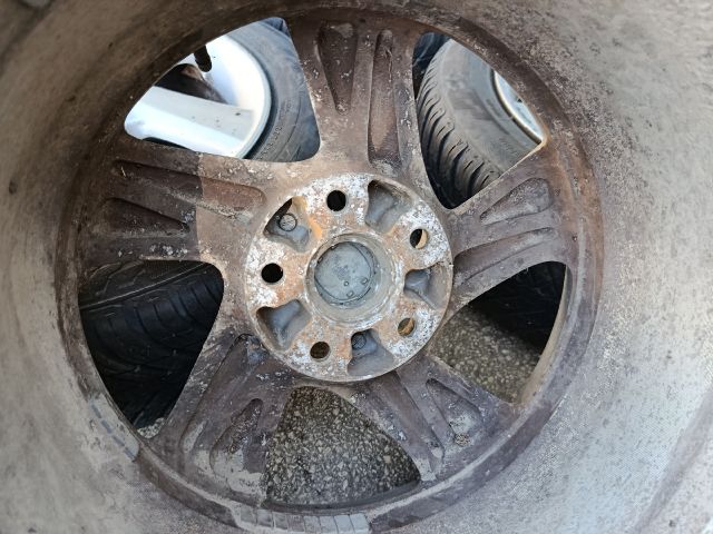 bontott KIA CEED Alufelni Szett Gumival